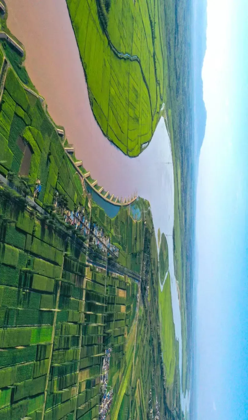 //黄河平罗红崖子段