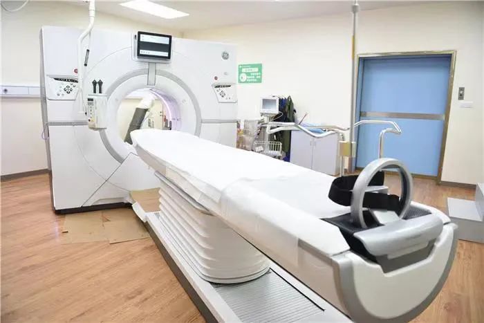 九江市中医医院GE256排超高端能谱CT让痛风石无处遁形