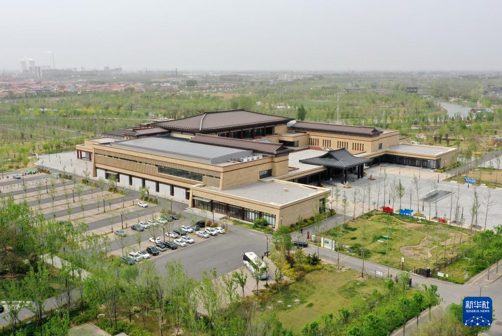 4月19日拍摄的河北省沧州市中国大运河非物质文化遗产展示馆外景(无人机照片)。