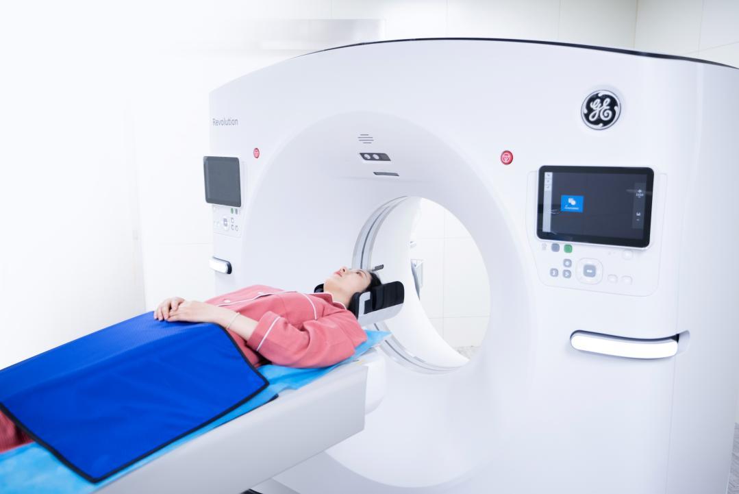 旋ct，pet/ct-discoveryiq、伽马刀、直线加速器等一系列全球最先进医疗设备。