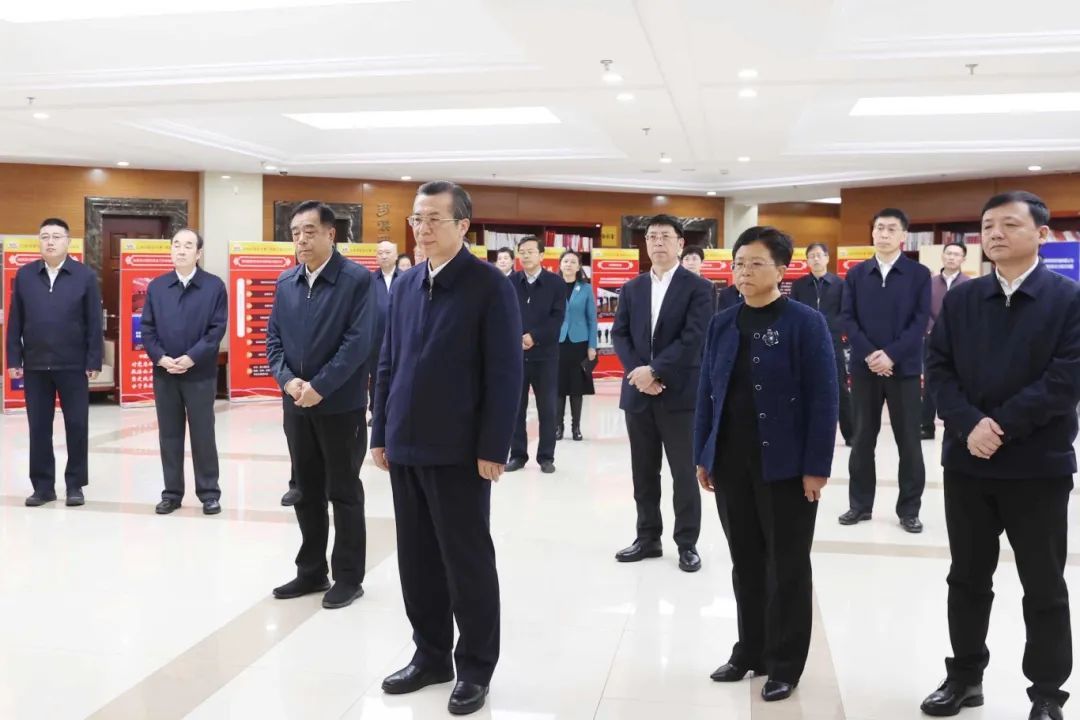 黑龙江省人大常委会机关举行全民国家安全教育日宣传教育活动