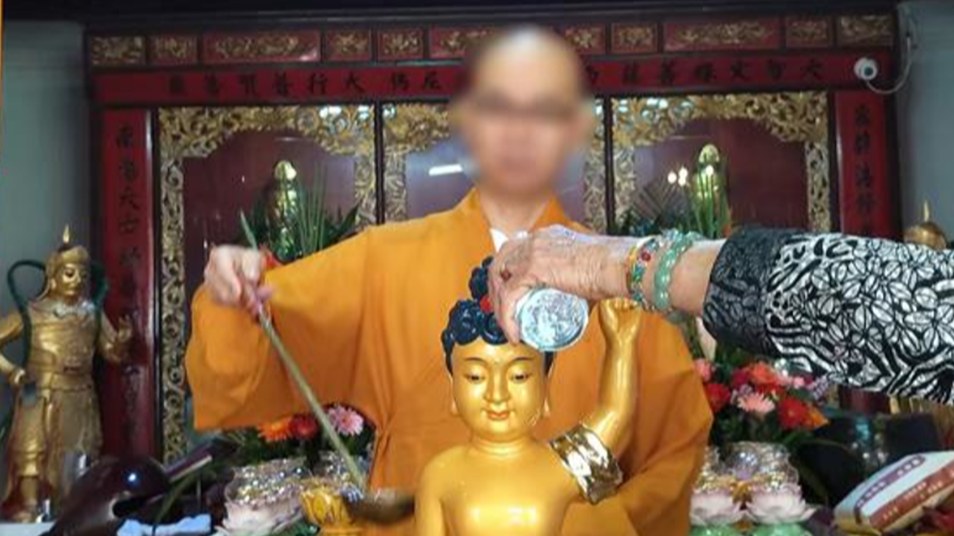 “寺庙住持”竟是命案逃犯！对外是“出家人”，私下有妻子儿女。温州警方成功破获23年前两起命案积案