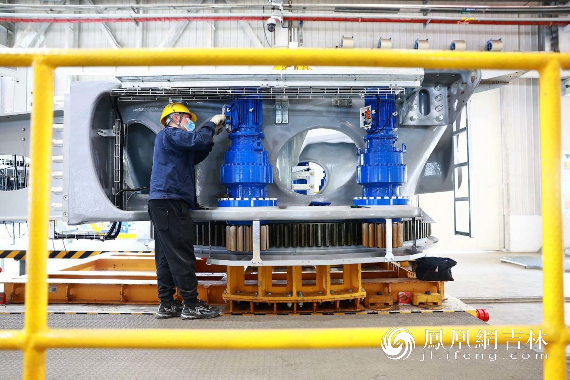 通榆三一零碳智造产业园车间。凤凰网吉林 王振东/图