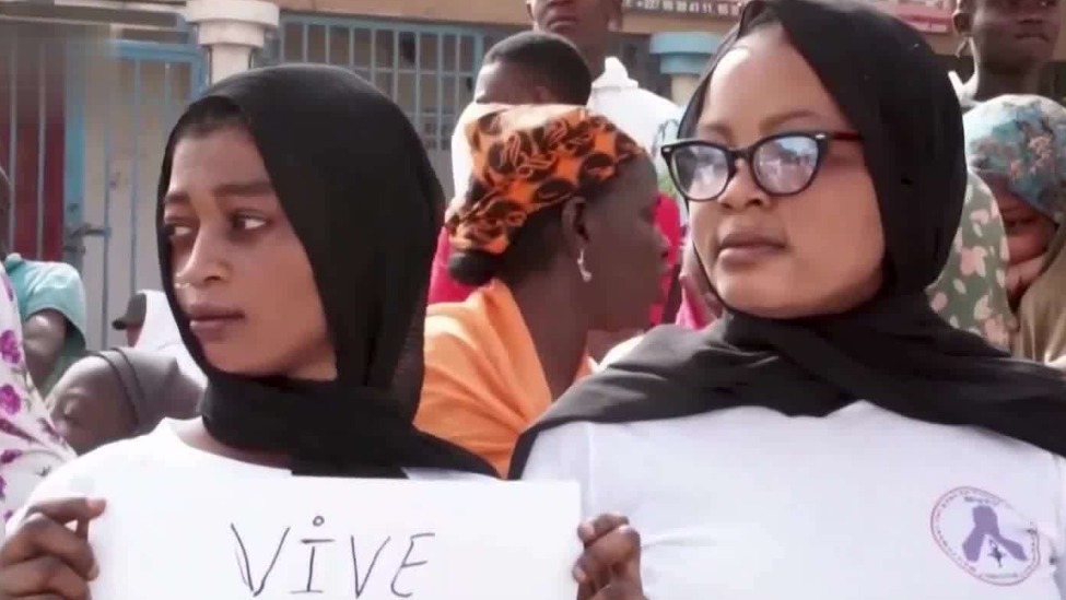 尼日尔民众游行要求美军撤离：这里是阿加德兹，不是华盛顿