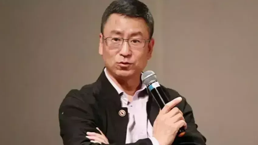 白岩松谈小学生养蚕中国很大一个作业不一定适合所有地区