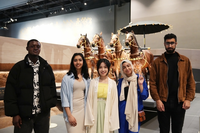 江西科技学院中外学子“触摸”西汉文化