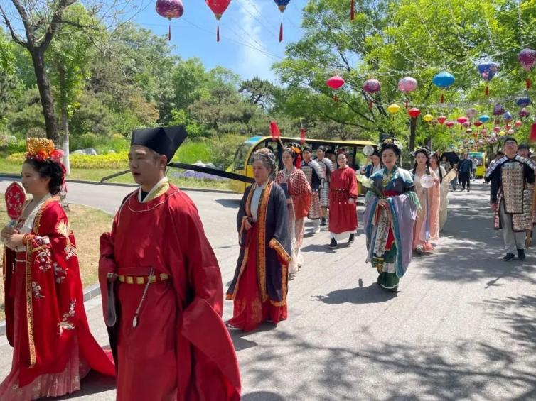 点燃文旅脉动，相约热力云龙