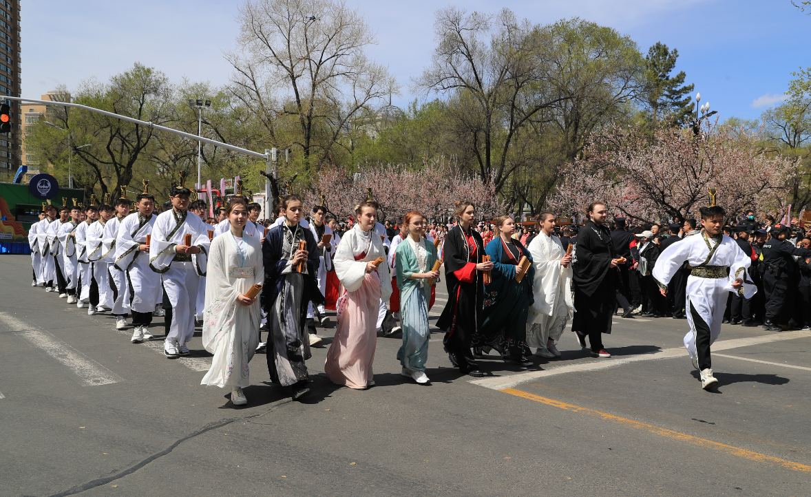 和你一起杏花游——2024佳木斯杏花游主题文化活动如约而至