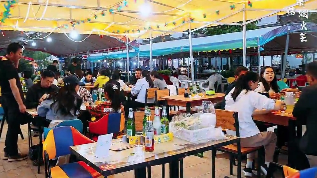 崇信龙泉夜市开市啦快来打卡吧