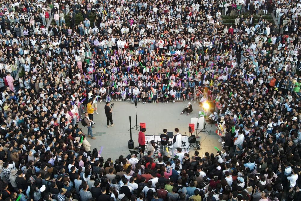 图片来源：新华社客户端