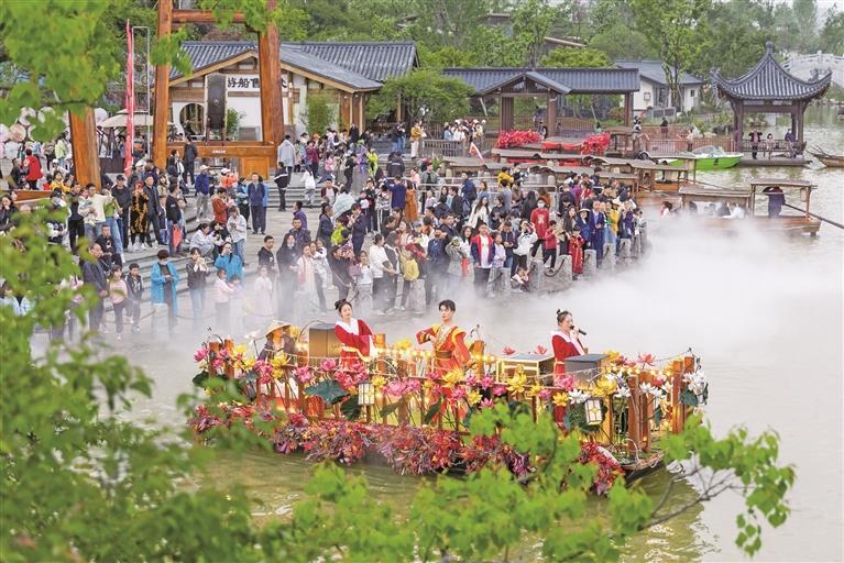 婺女洲花船巡演