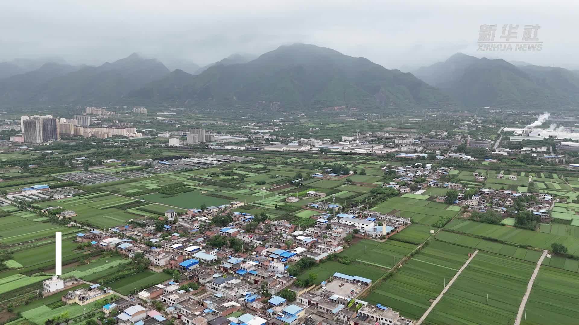 陕西华州:培育“农转轻”产业 让群众在家门口就业_凤凰网视频_凤凰网