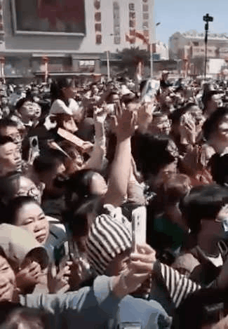 　5月2日，长春欧亚卖场