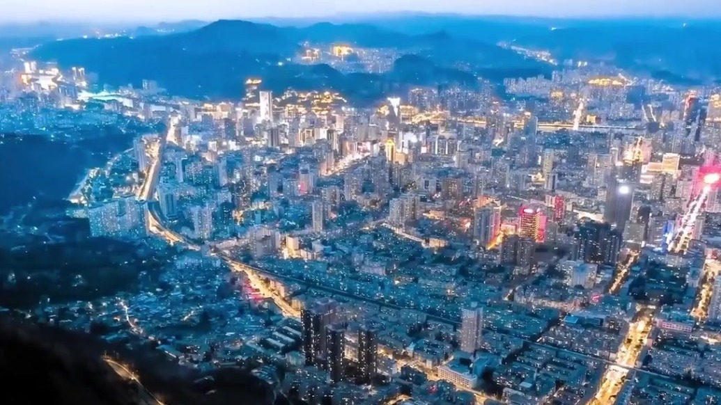 畅游百万夜景“兰哈顿”　这三个心动玩法千万别错过