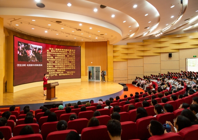 “时代新声”主题宣讲走进江西师范大学