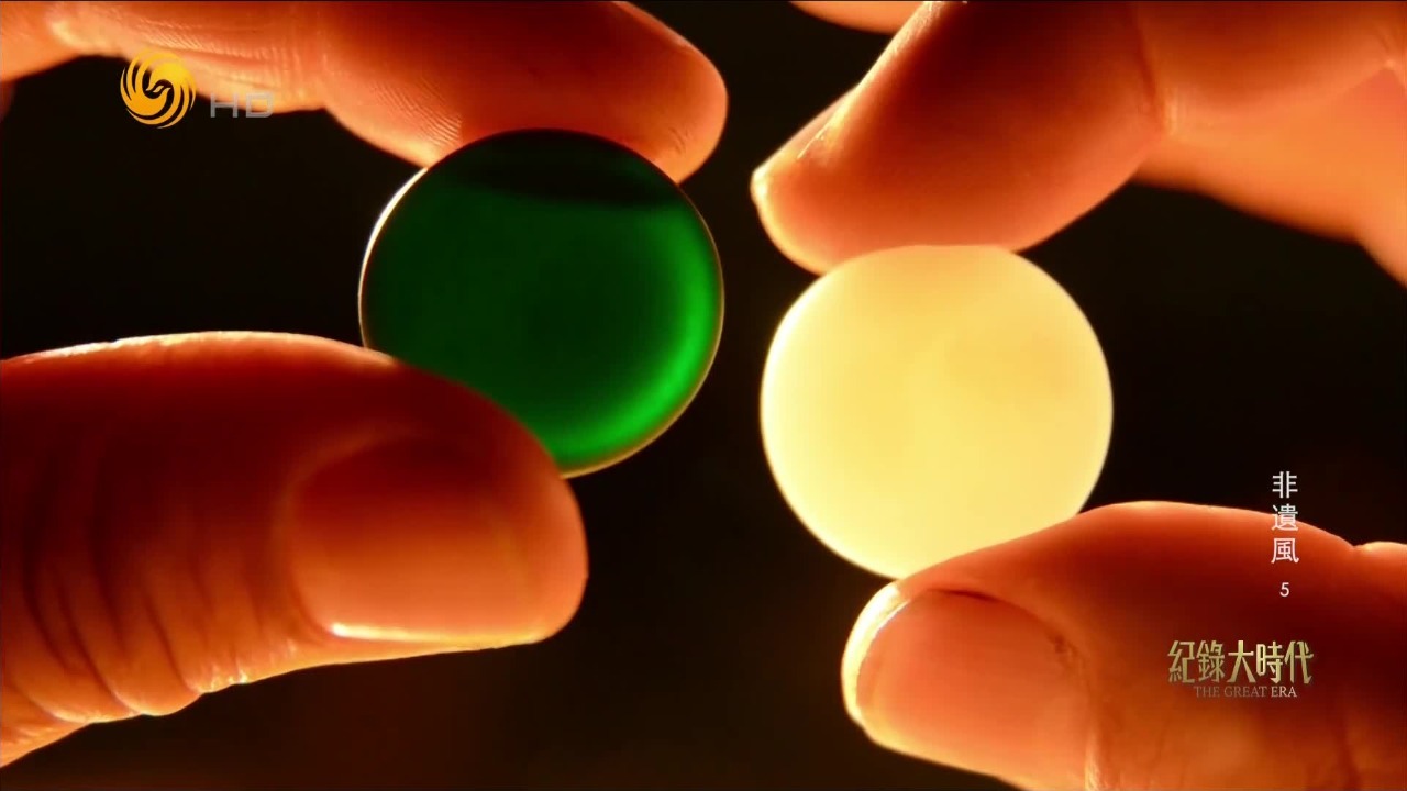 “永子”是古往今来举世公认的棋中圣品，制作它全凭师傅的手艺把控完成