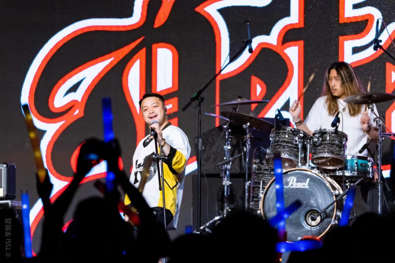 音乐点燃激情,城市注入活力——大浪时尚小镇首个原创乐队音乐节热力