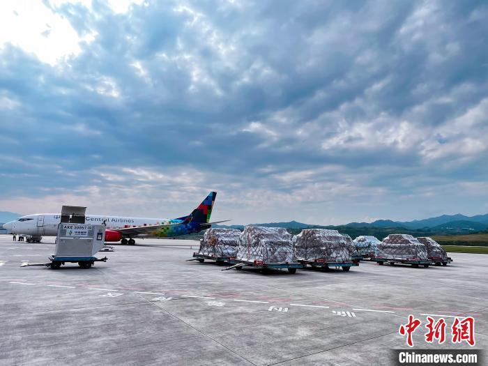 深圳黄龙机场图片