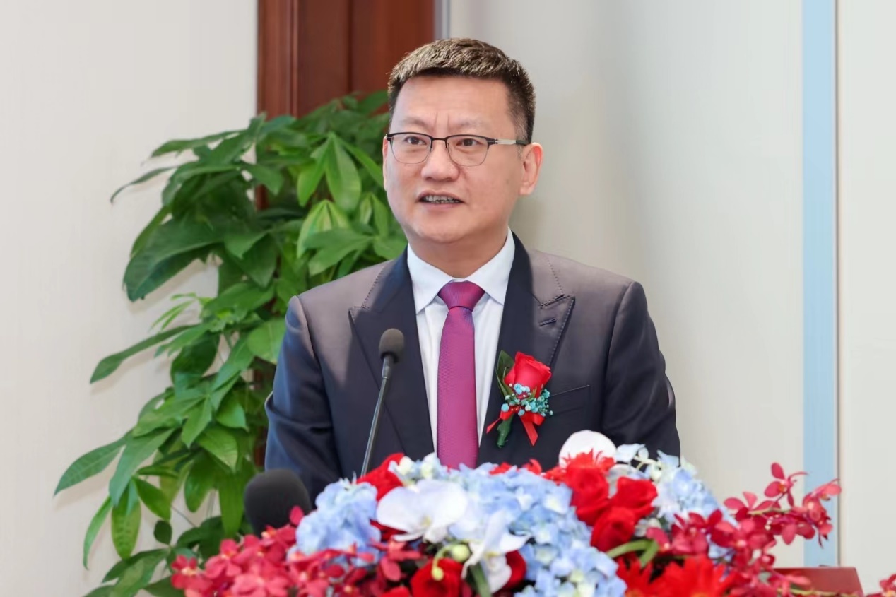 华为全球公共事业系统部总裁李俊风在签约仪式上致辞
