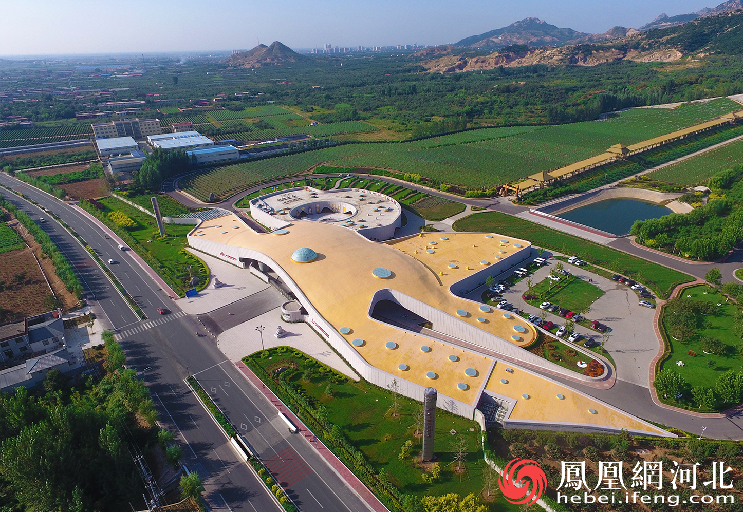 秦皇岛碣石山产区：新中国第一瓶干红葡萄酒诞生地