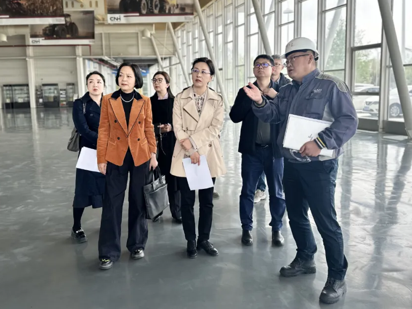 调研组成员包括,哈尔滨市政协常委,民革哈尔滨市委专职副主委谷欣