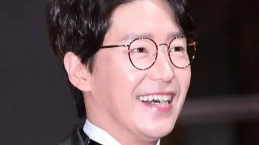 韩国演员严基俊将举行非公开婚礼 曾在《顶楼》中饰演朱丹泰_凤凰网