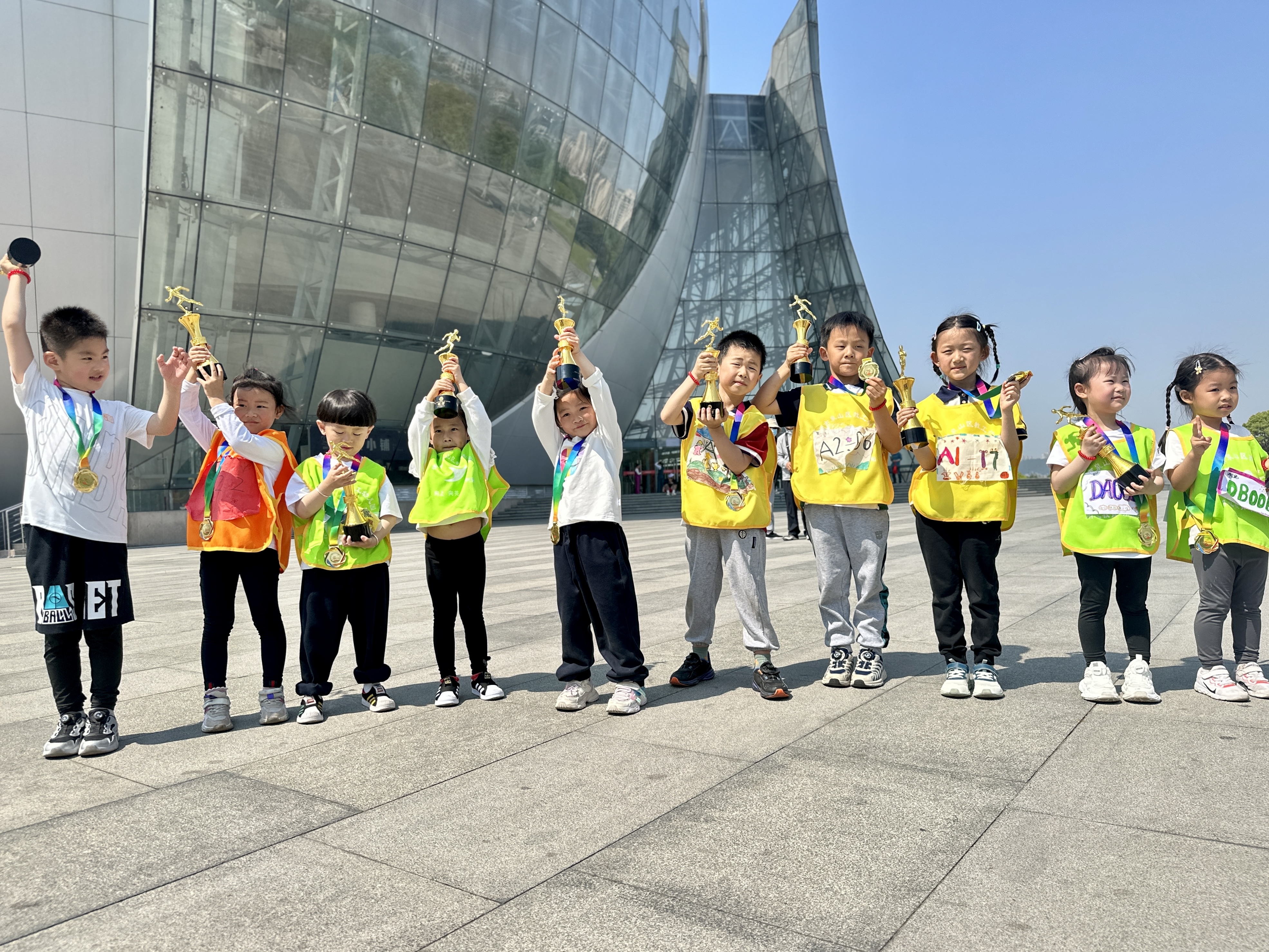 徐州泉山区举办教工幼第五届亲子mini马拉松活动