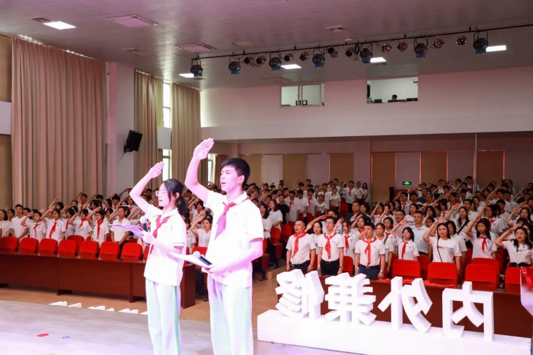 共话共享,共建共育 嘉荣教育尚城学校春季家长会圆满举行