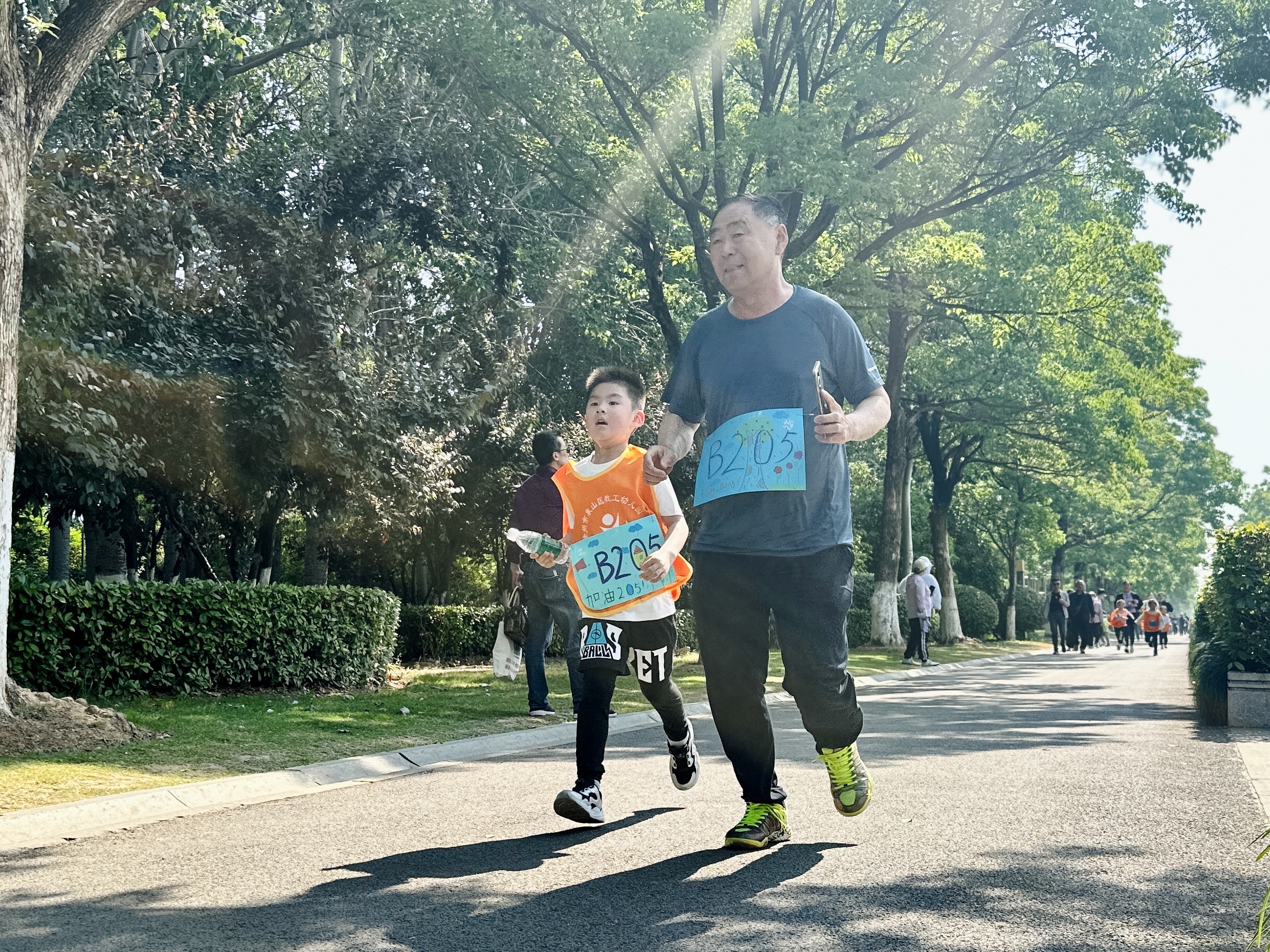 活力出发!徐州泉山区举办教工幼第五届亲子mini马拉松活动