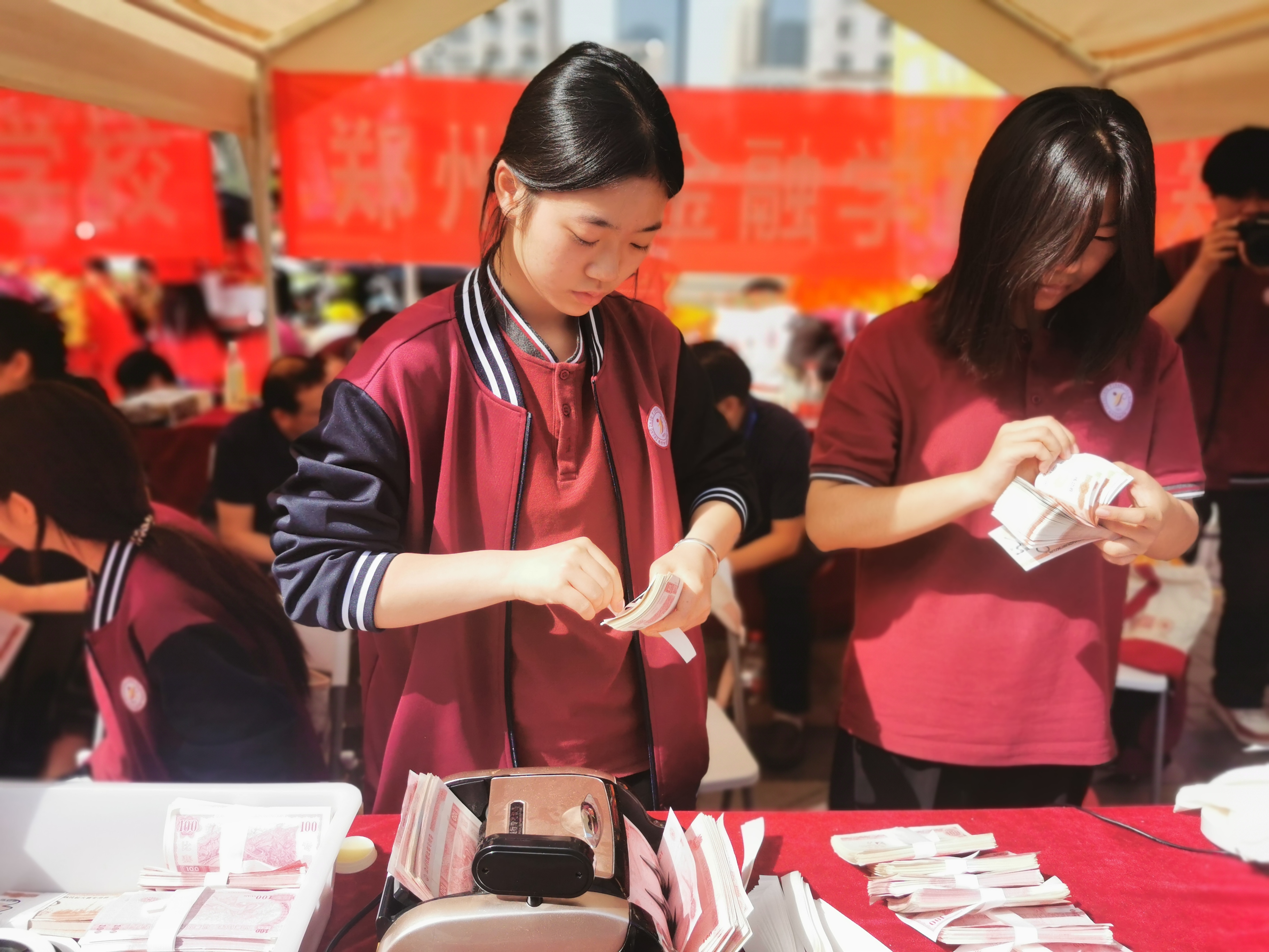 郑州职业教育展开“大比拼” 2024年郑州市职业教育活动周启动