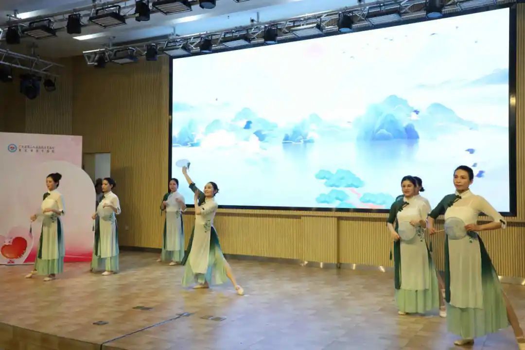 寮步医院庆祝第113个国际护士节，表彰先进个人与科室