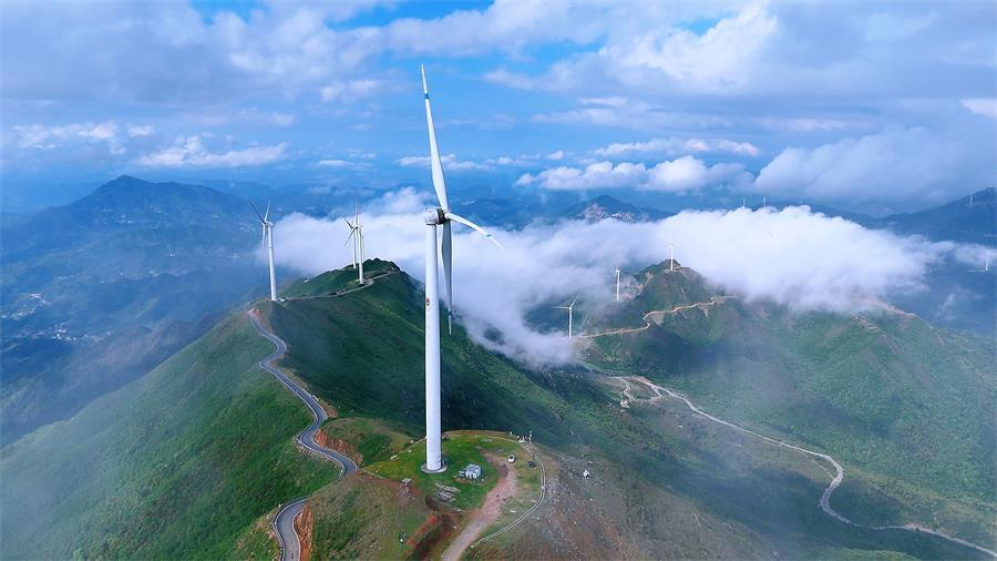 上犹县:云海中的风车美景(图)凤凰网江西_凤凰网