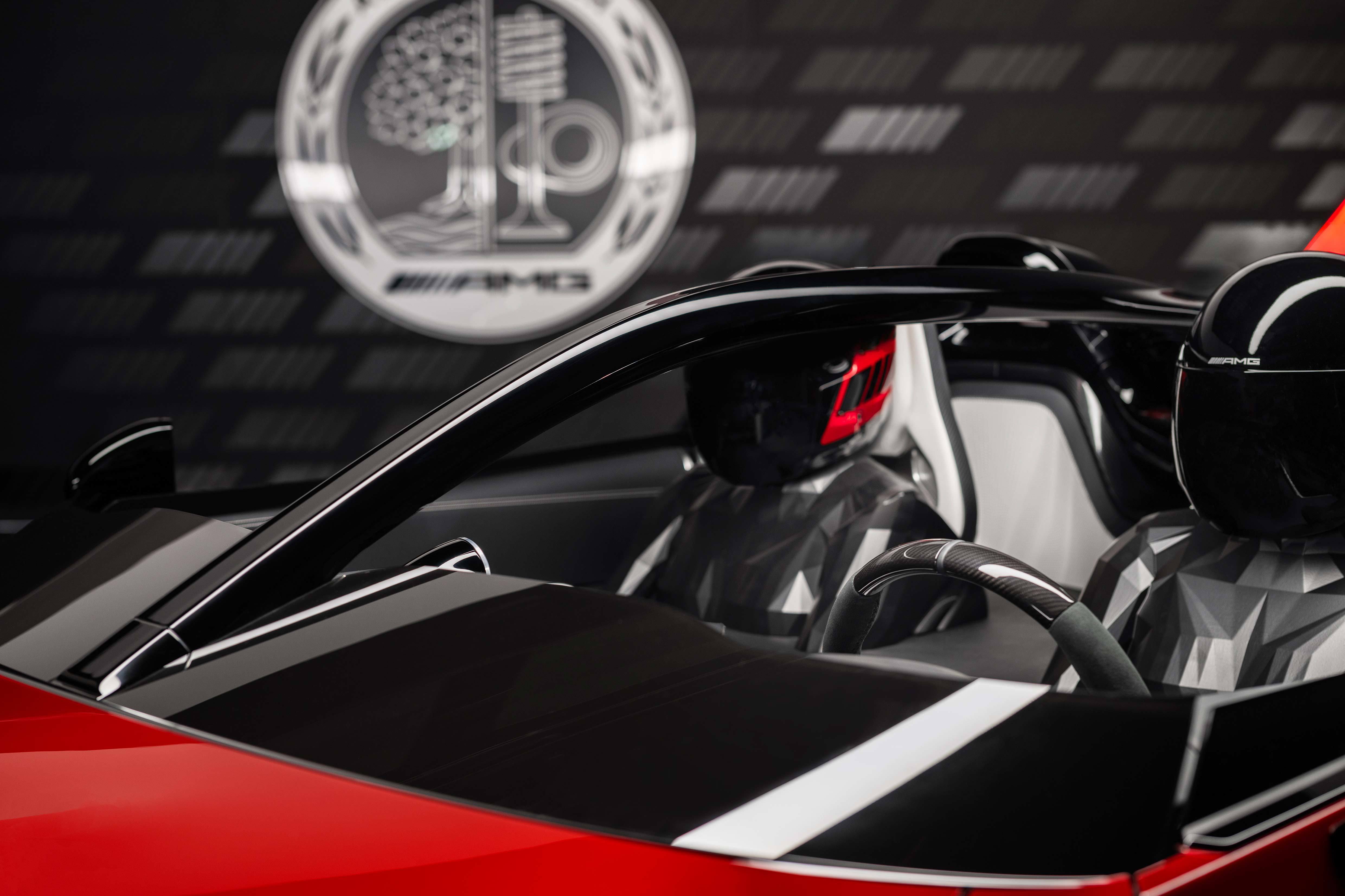 “传奇系列”启幕 梅赛德斯-AMG PureSpeed概念车全球首发