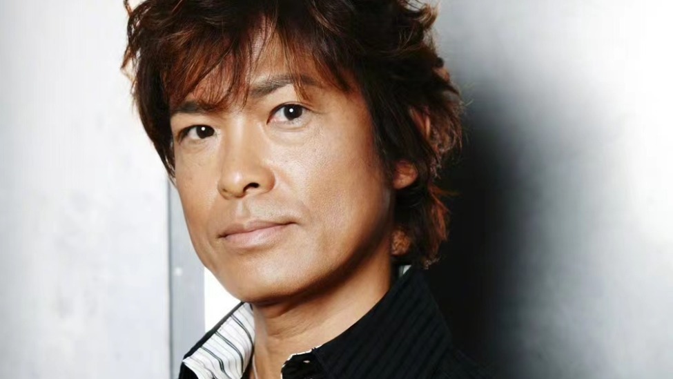 日本70岁知名声优被曝出轨小37岁粉丝 曾为《柯南》《海贼王》配音封面图