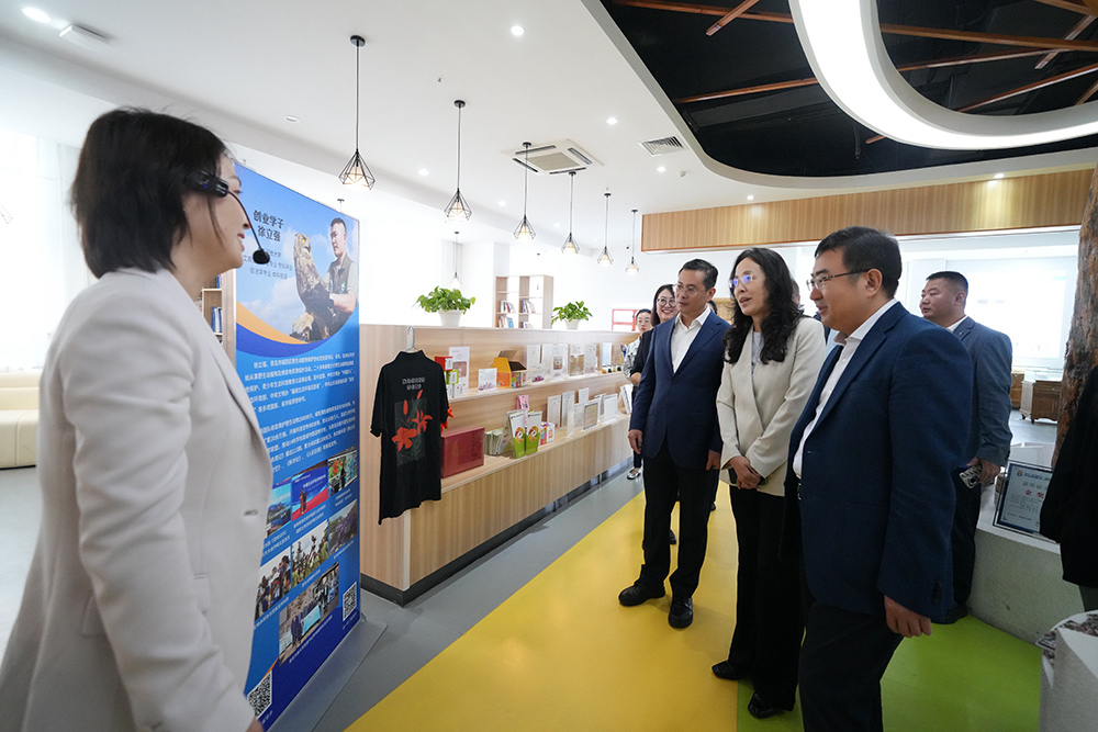 青岛开放大学“线上+线下”赋能全市老年教育高质量发展