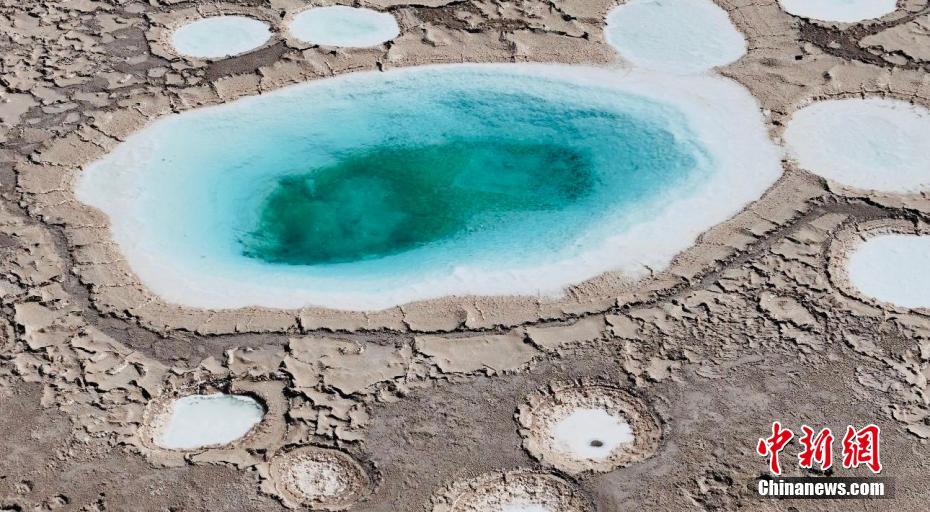 青海茫崖尕斯库勒湖：处处尽显自然之美