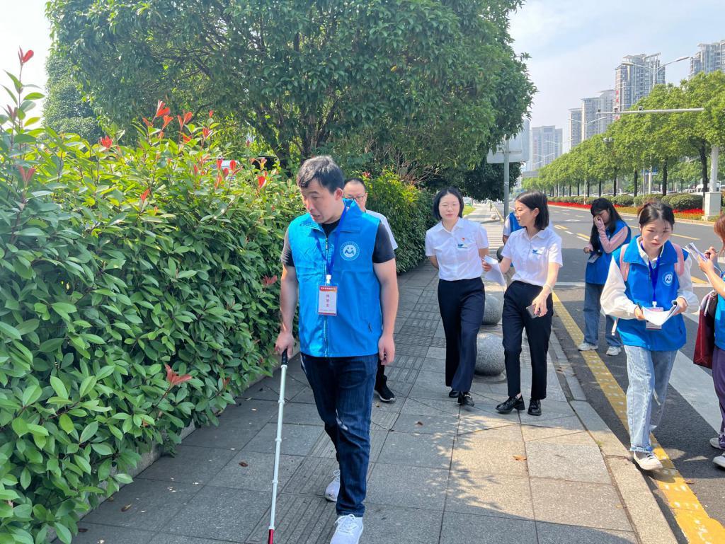 无障碍建设的“长沙经验”:城市无障碍设施好不好用?残疾人说了算凤凰网湖南_凤凰网