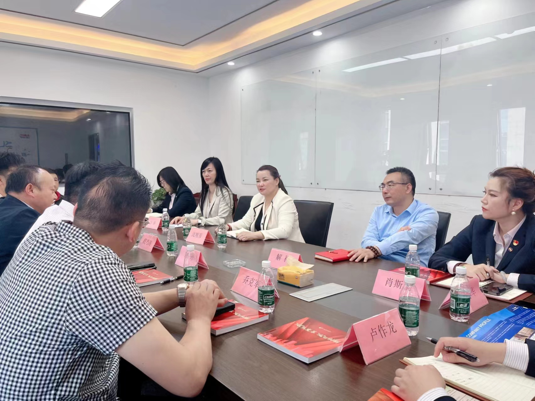 南京市滨海商会走访南京飓风集团，共探发展之路