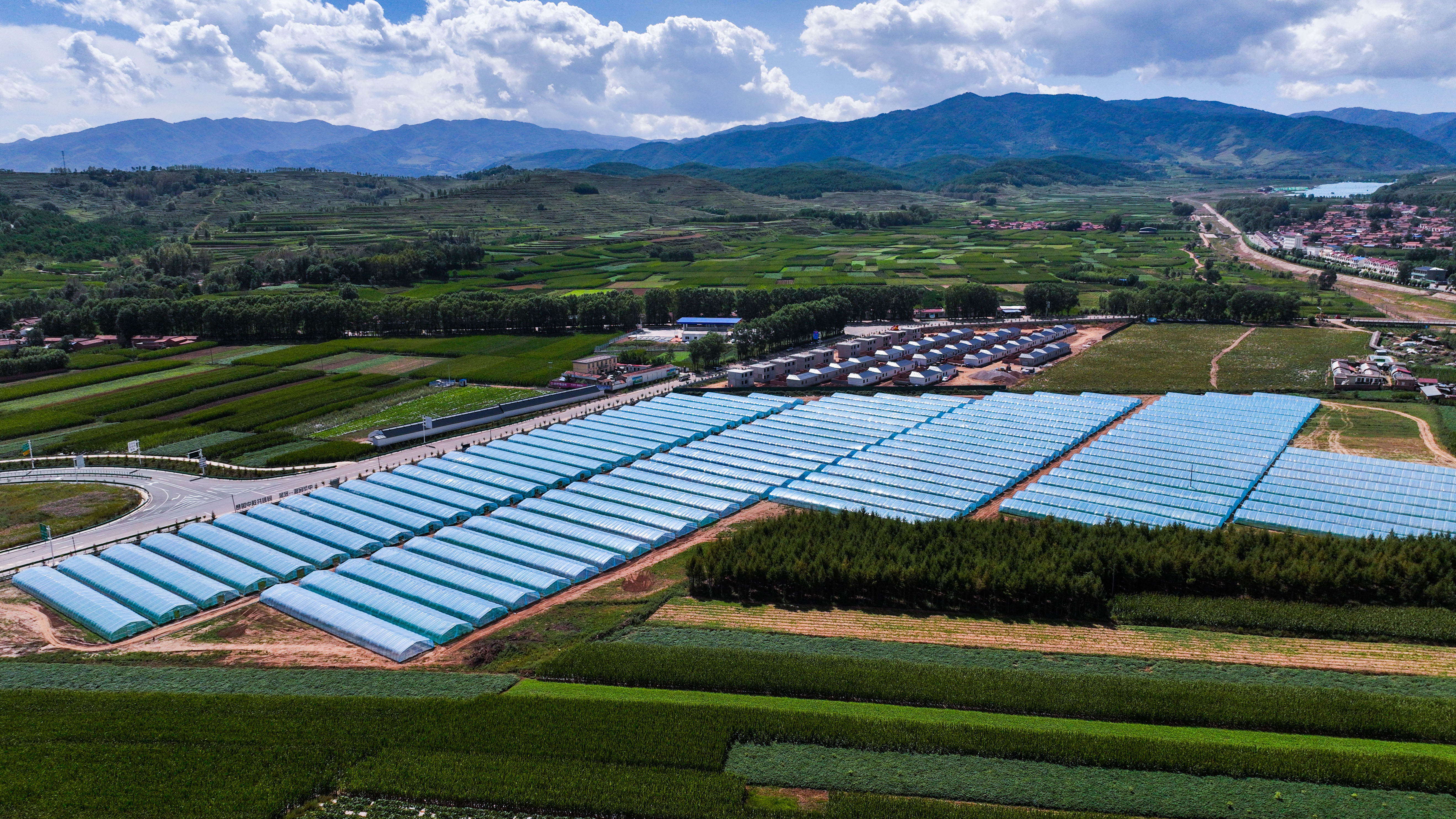 项目建设加速跑　华亭奋战当“夏”