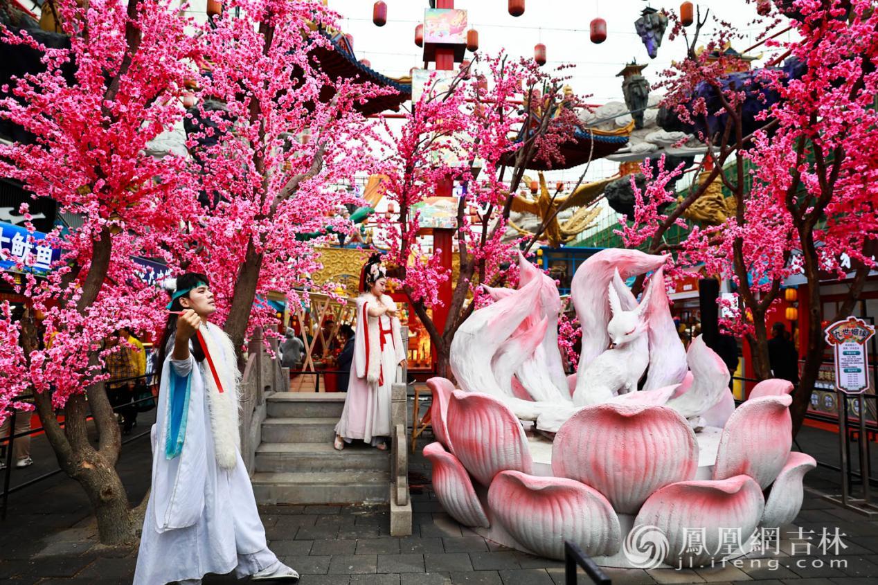 四平“仁兴里”沉浸式文旅街区。