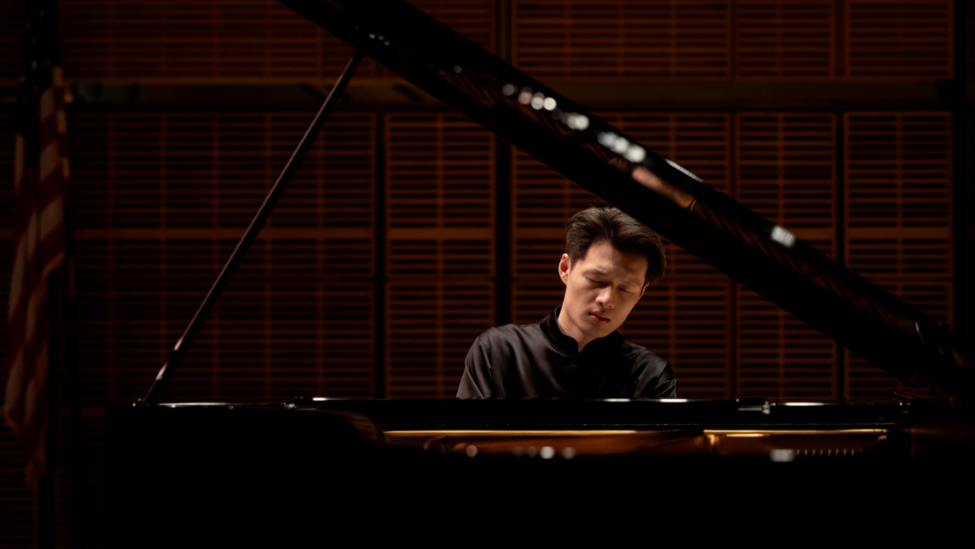 中國00後鋼琴傢首登卡內基音樂廳 展現指尖的詩意