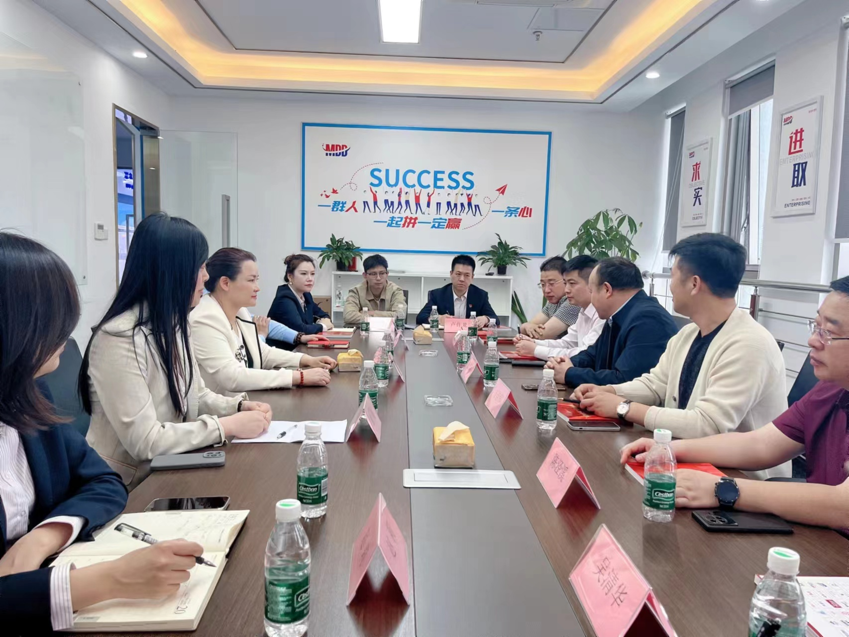 南京市滨海商会走访南京飓风集团，共探发展之路