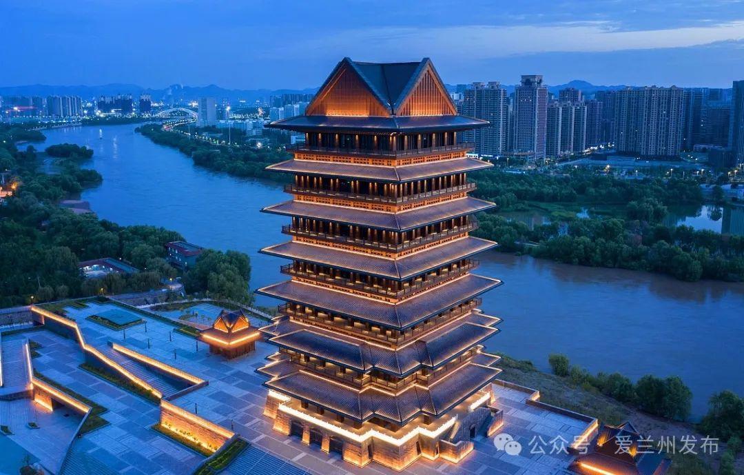 兰马高手云集堪称神仙打架　听听十年跑者说了啥