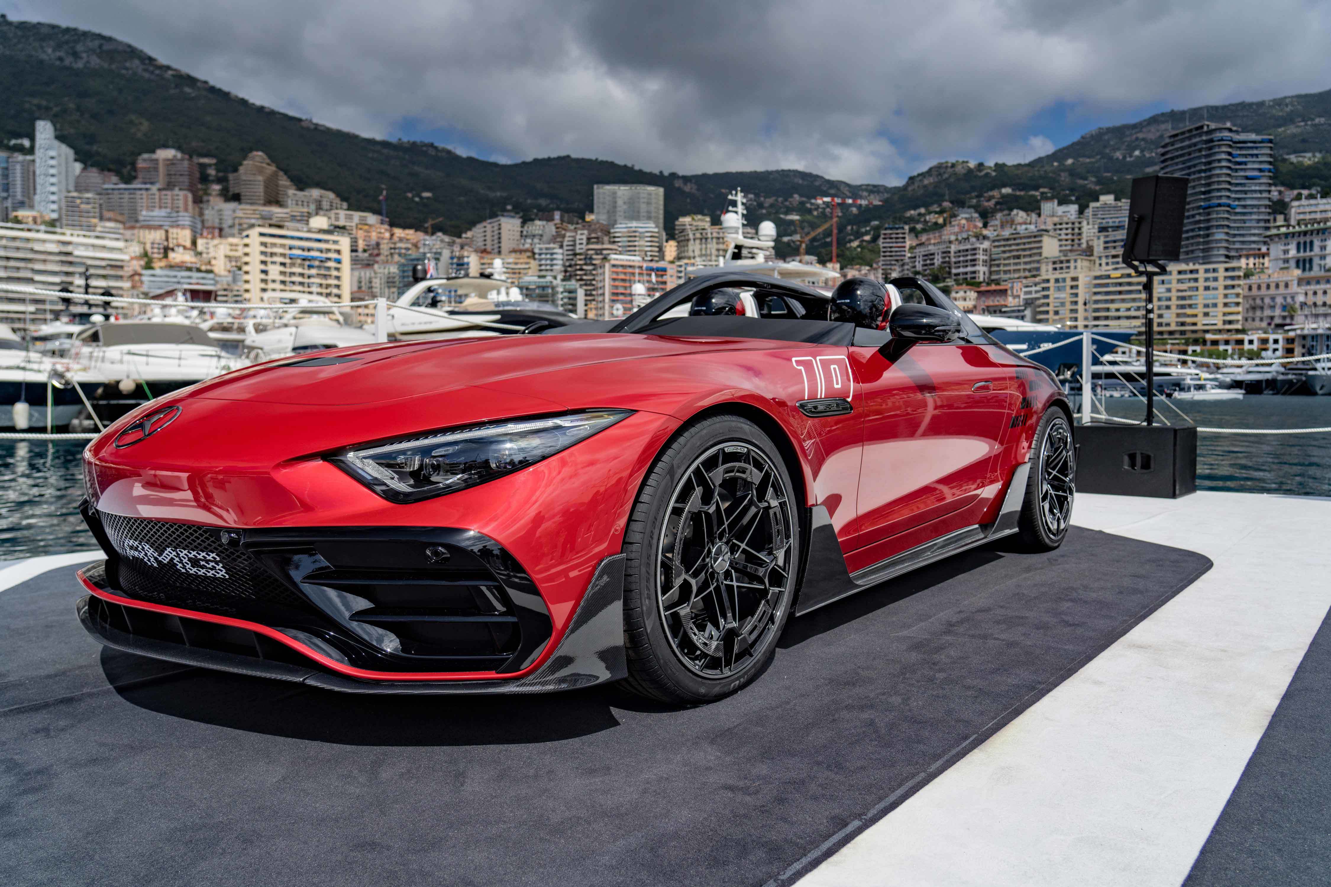 “传奇系列”启幕 梅赛德斯-AMG PureSpeed概念车全球首发