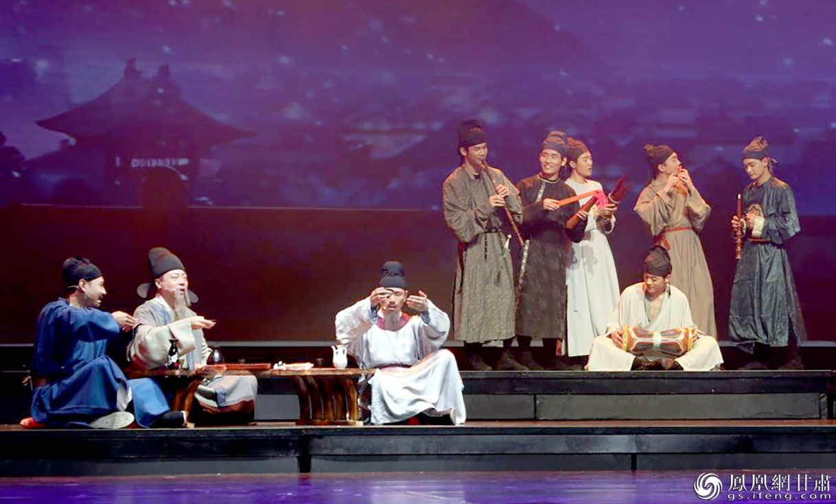 “诗意甘肃 丝路长风三千里”系列活动之“月出凉州”武威诗会举办,“古代诗人”齐聚凉州饮酒赋诗。童张伟 摄