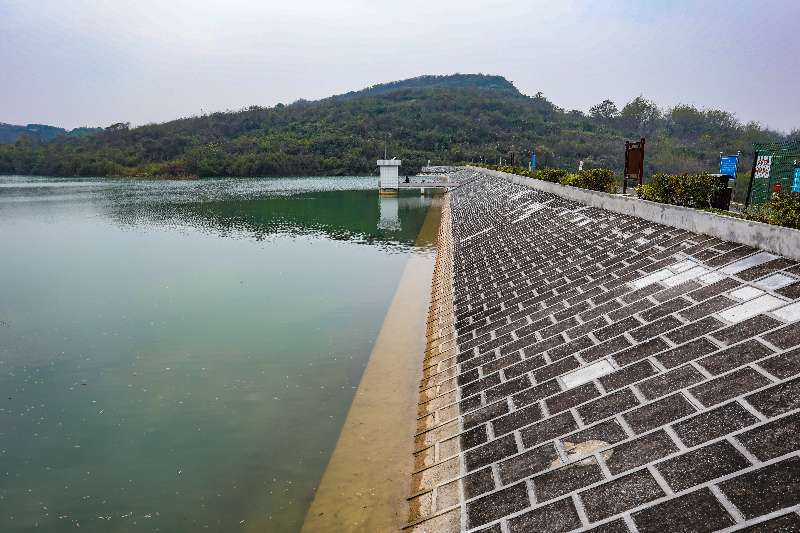 江苏宜兴张渚:14只水库变身生态旅游新名片