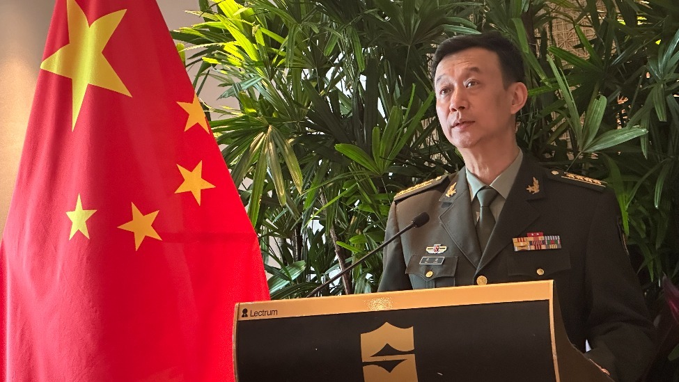 中美防長會談：中方敦促美方恪守一個中國原則，不以任何方式“以武助獨”