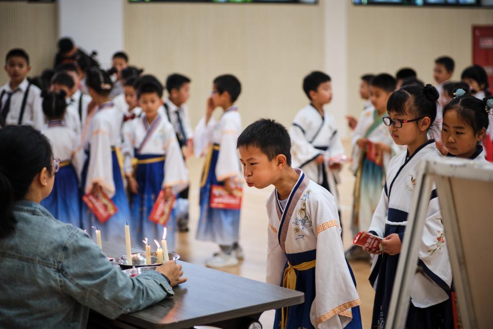 缤纷六一 快乐"童"行 ——记南京市金陵小学"红领巾爱祖国"六一活动