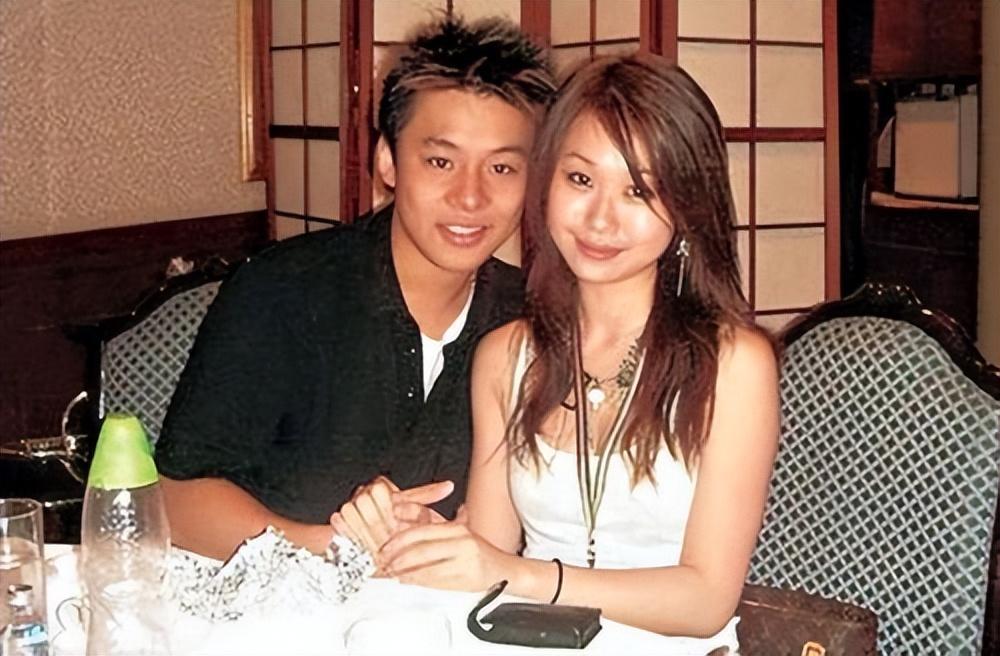 霍启仁前女友因被甩后放不下旧情跳楼身亡