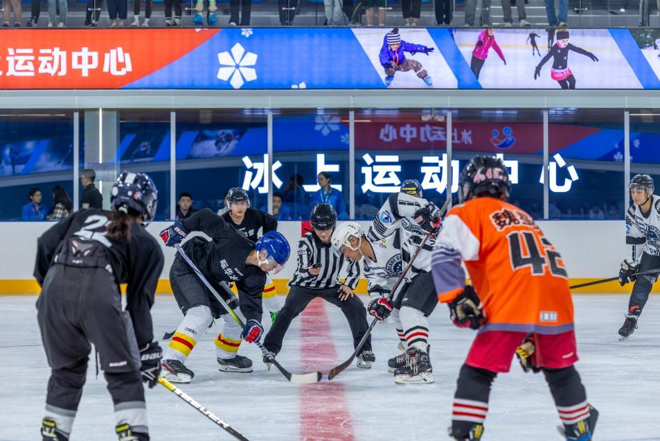 西安际华园滑雪场项目图片